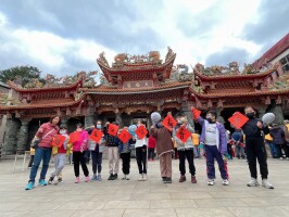 「和平國小開新運，媽祖神宮迓好春」(20250117):20250116天后宮海東書會揮毫11